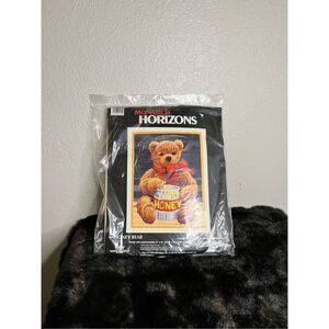 New Vtg Horizons 1986 Long Stitch  Needlepoint Kit - HONEY BEAR , 9” X 12”